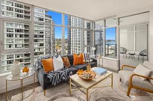 588 Bell St, Seattle, WA 98121 - Photo 3