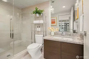 588 Bell St, Seattle, WA 98121 - Photo 15
