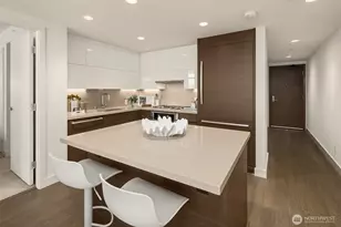 588 Bell St, Seattle, WA 98121 - Photo 13