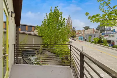2331 E Madison Street, Seattle, WA 98112 - Photo 25
