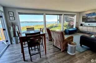 1818 Lola Beach Ln, Oak Harbor, WA 98277 - Photo 9
