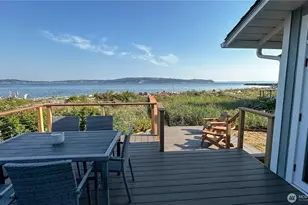 1818 Lola Beach Ln, Oak Harbor, WA 98277 - Photo 3