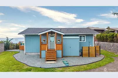 1818 Lola Beach Lane, Oak Harbor, WA 98277 - Photo 7