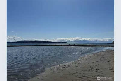 1818 Lola Beach Lane, Oak Harbor, WA 98277 - Photo 31