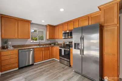 9037 Fawcett Avenue, Tacoma, WA 98444 - Photo 9