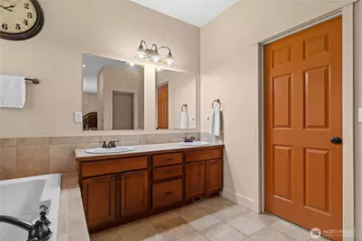 40 Carson Avenue SE, Port Orchard, WA 98366 - Photo 23