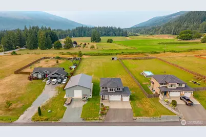 24105 Mangat, Sedro Woolley, WA 98284 - Photo 35