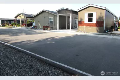 4424 84th Street NE #7, Marysville, WA 98270 - Photo 27