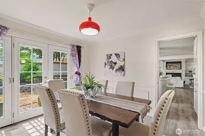 12645 NE 68th Pl, Kirkland, WA 98033 - Photo 11