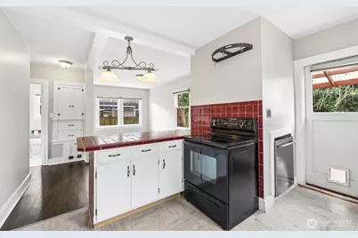 150 NW 84th Street, Seattle, WA 98117 - Photo 9