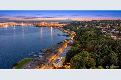 1301 Harbor Avenue SW #310, Seattle, WA 98116 - Photo 3