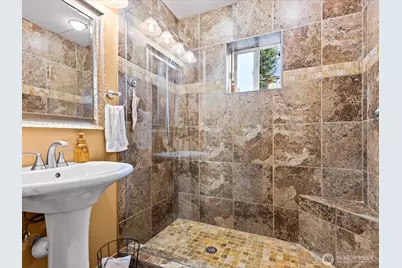 15820 12th Avenue SW, Burien, WA 98166 - Photo 31