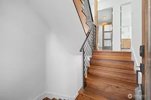 3026 SW Avalon Way, Seattle, WA 98126 - Photo 5