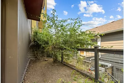 3026 SW Avalon Way #A, Seattle, WA 98126 - Photo 35