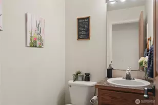 17707 25th Ave Ct E, Tacoma, WA 98445 - Photo 11