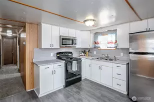 125 195th St E, Spanaway, WA 98387 - Photo 5