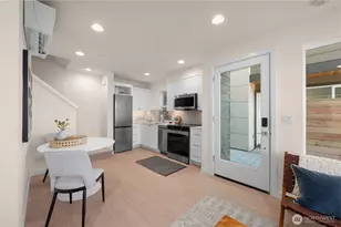 1612 N 92nd Street N, Seattle, WA 98103 - Photo 9