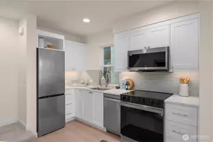1612 N 92nd Street N, Seattle, WA 98103 - Photo 7
