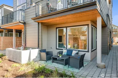 1612 N 92nd Street N, Seattle, WA 98103 - Photo 1