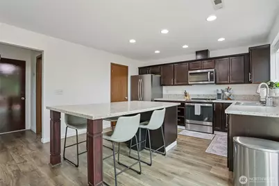 7012 18th Place SE, Lake Stevens, WA 98258 - Photo 11