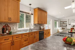 635 NE Stenman Ln, Poulsbo, WA 98370 - Photo 11