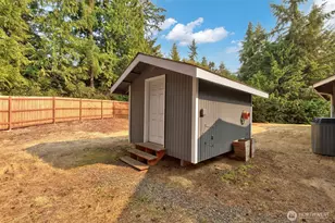 635 NE Stenman Ln, Poulsbo, WA 98370 - Photo 35