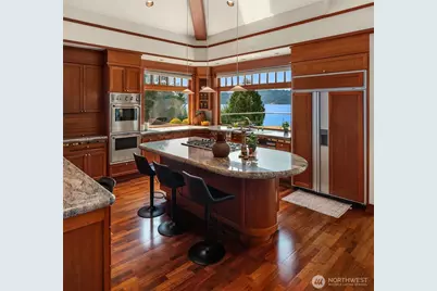 16075 Crescent Drive SW, Vashon, WA 98070 - Photo 9