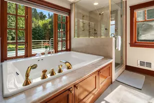 16075 Crescent Dr SW, Vashon, WA 98070 - Photo 17