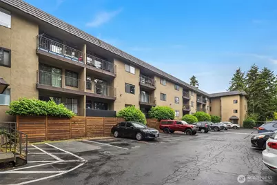 750 N 143rd Street #208, Seattle, WA 98133 - Photo 25