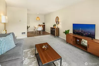 750 N 143rd Street #208, Seattle, WA 98133 - Photo 1