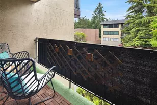 750 N 143rd St, Seattle, WA 98133 - Photo 5