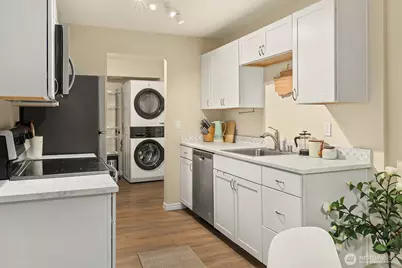 750 N 143rd Street #208, Seattle, WA 98133 - Photo 11