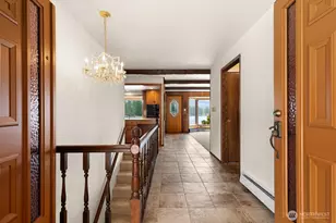 30601 SE Lake Retreat N Dr, Ravensdale, WA 98051 - Photo 5