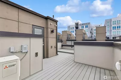 6311 9th Street NE #A, Seattle, WA 98115 - Photo 21
