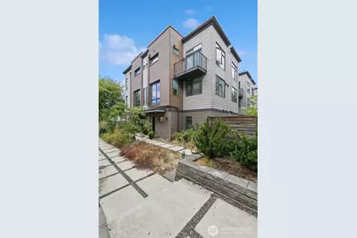 6311 9th Street NE #A, Seattle, WA 98115 - Photo 1