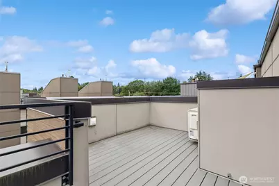 6311 9th Street NE #A, Seattle, WA 98115 - Photo 19