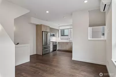 6311 9th Street NE #A, Seattle, WA 98115 - Photo 5