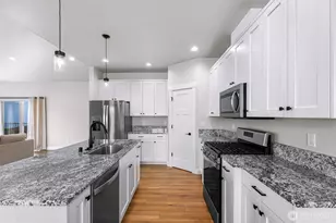 1913 Benjamin Ct, Lynden, WA 98264 - Photo 11