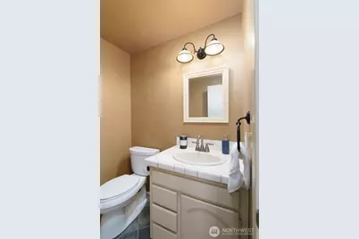 627 N Waugh Road, Mount Vernon, WA 98273 - Photo 19