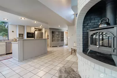 627 N Waugh Road, Mount Vernon, WA 98273 - Photo 11