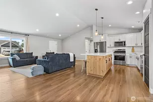 119 Cornerstone Dr, Sumas, WA 98295 - Photo 7
