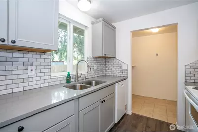 8901 Quinault Loop NE, Olympia, WA 98516 - Photo 15
