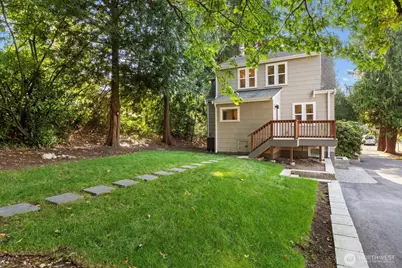10322 Ashworth Avenue N, Seattle, WA 98133 - Photo 29