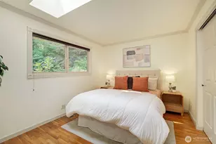 12909 NE 28th St, Bellevue, WA 98005 - Photo 21