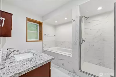 4200 W Lake Sammamish Parkway SE, Bellevue, WA 98008 - Photo 27