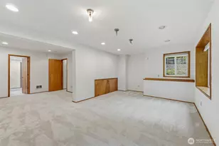 4200 W Lake Sammamish Pkwy SE, Bellevue, WA 98008 - Photo 25