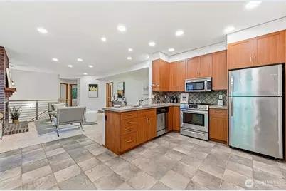 4200 W Lake Sammamish Parkway SE, Bellevue, WA 98008 - Photo 19