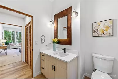 4200 W Lake Sammamish Parkway SE, Bellevue, WA 98008 - Photo 17