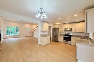 1034 S 74th St, Tacoma, WA 98408 - Photo 7