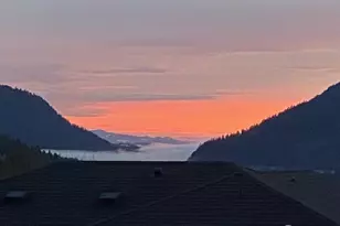 23300 SE Black Nugget Rd, Issaquah, WA 98029 - Photo 35